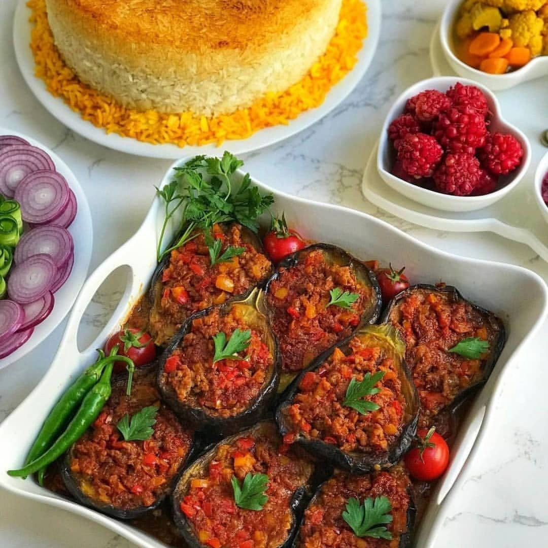 بادمجان شکم پر